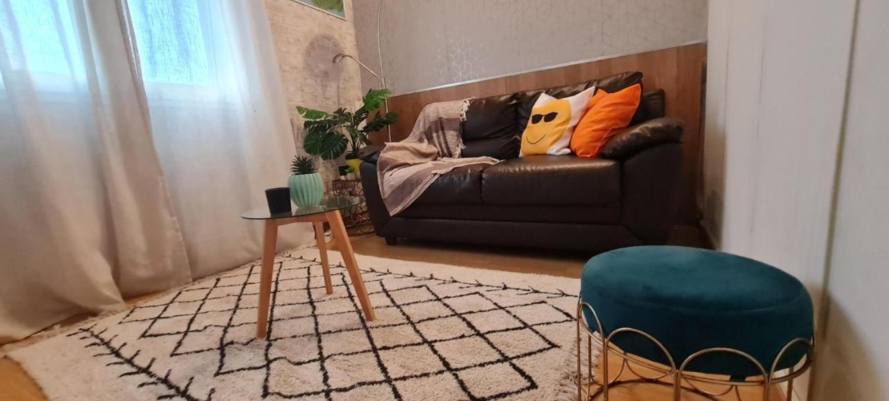 Cozy Apartment Close To Airport Ponta Delgada Esterno foto